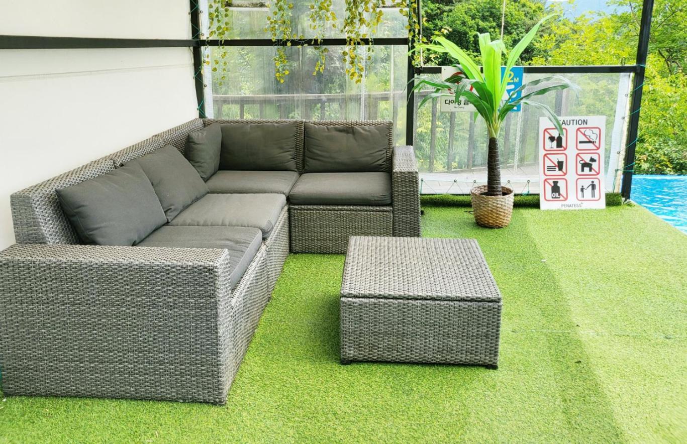 צ'ונג'ו Penatess Pool Villa מראה חיצוני תמונה